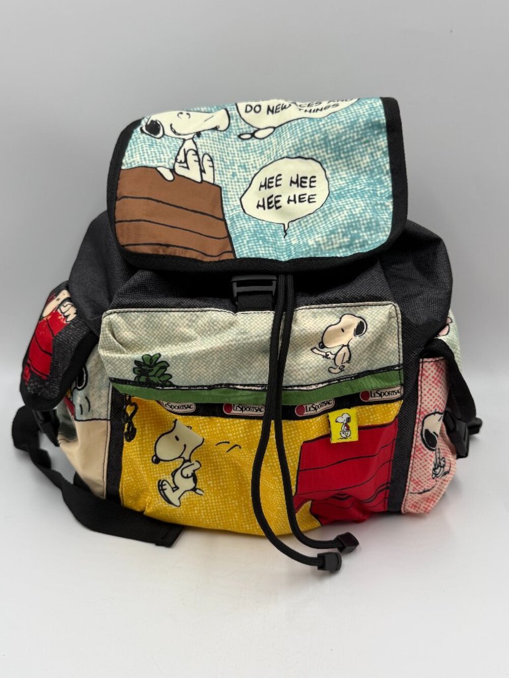 Lesportsac Peanuts Snoopy Voyager Backpack Comic Pockets Bag Zip Buckle Cinch